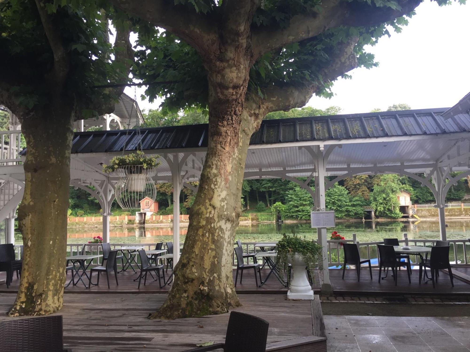 Hotel Restaurant Pavillon Bleu Olivet  Ngoại thất bức ảnh